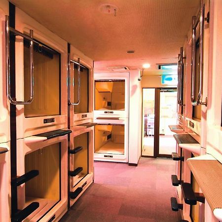 Capsule Hotel & Sauna Cosmo Plaza Akabane Tokyo Værelse billede